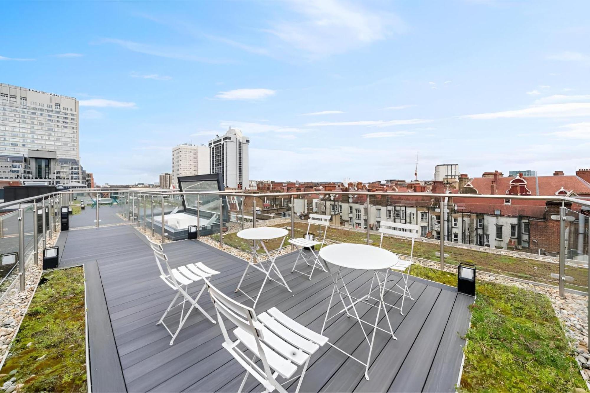 Marble Arch Penthouses With Skyline Views * Londra
